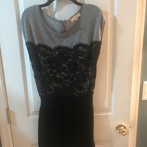 Loft Size Medium cap sleeve Sweater w Lace
